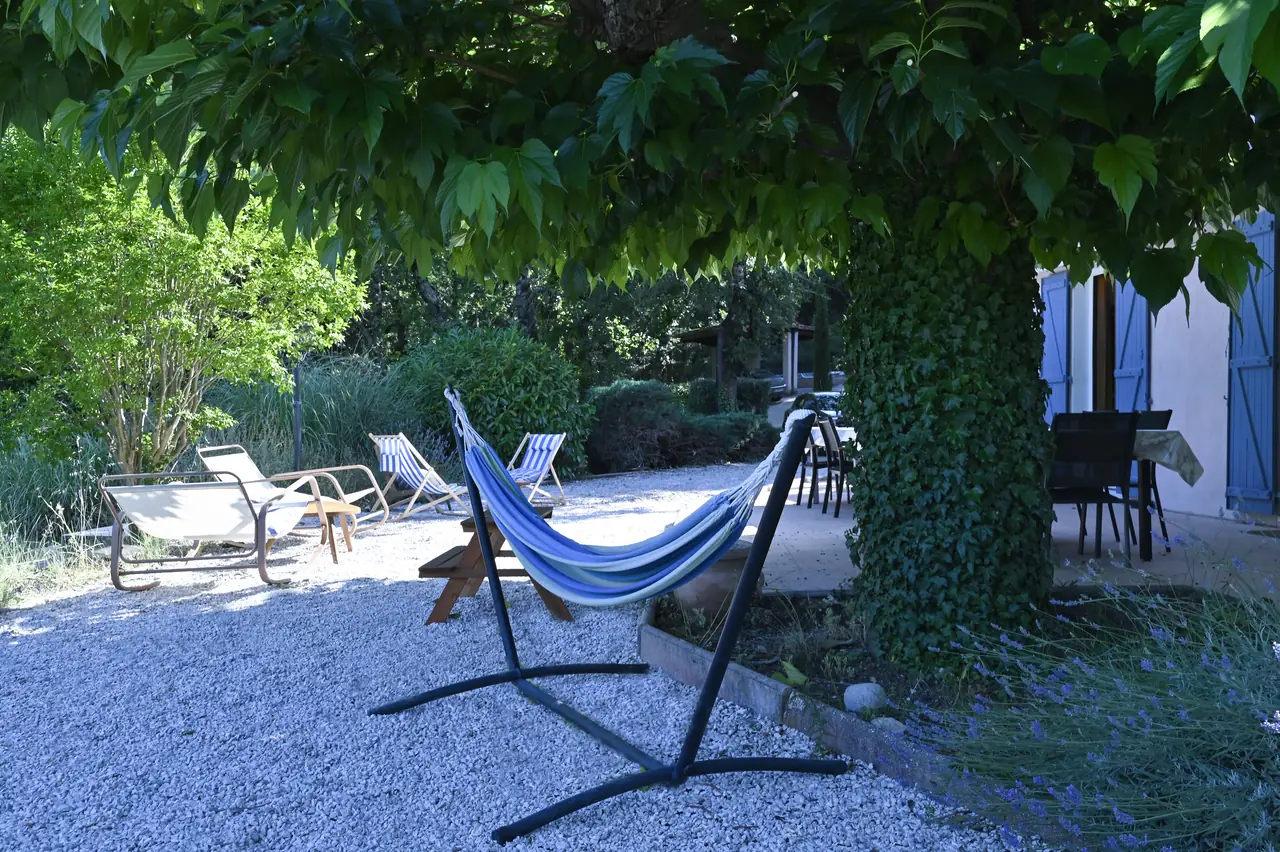 Hamac dans le jardin